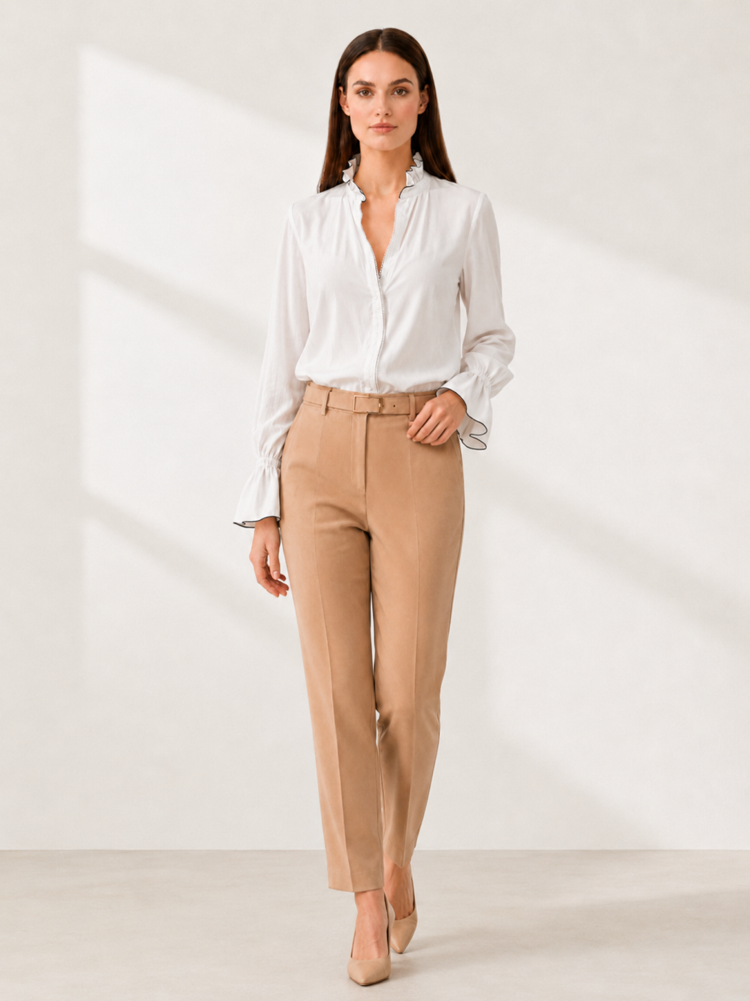 Blouse blanche pour femme à manches longues avec fermeture éclair devant