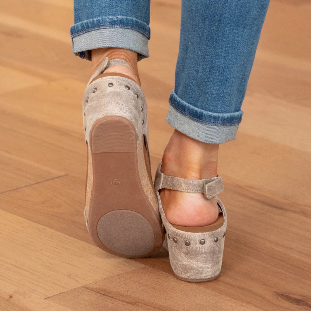 Bellatrix | Women's Suede Platform Wedge Sandals Detail