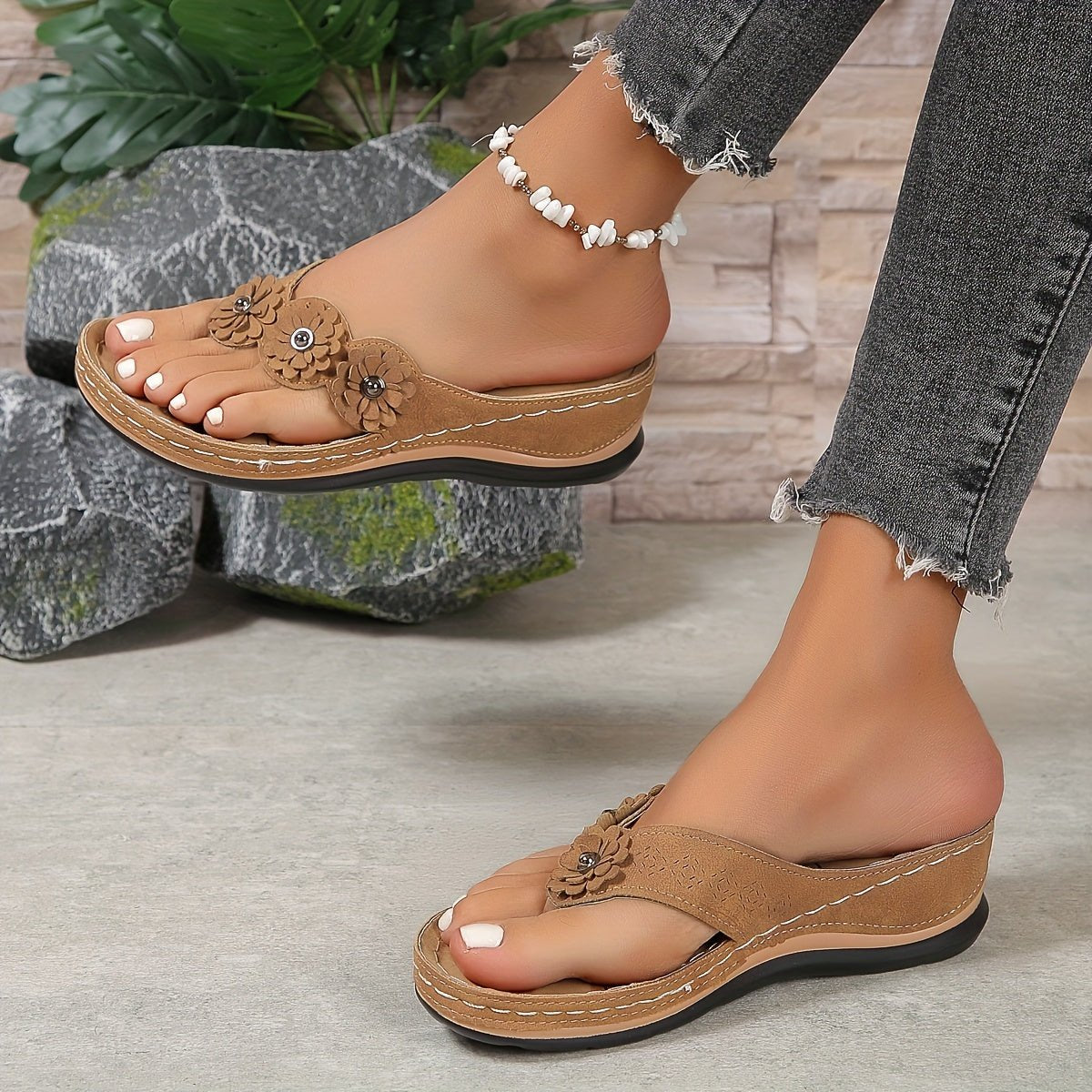 Celestia | Women's Floral Orthopedic Slip-On Sandals Close Up