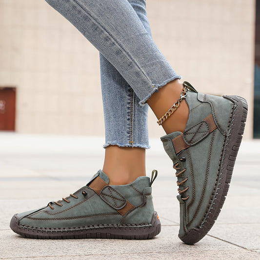Celestria | Women's Orthopedic Comfort Chain Sneakers Hero