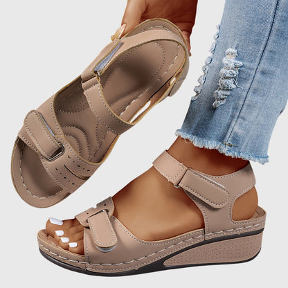Celivra | Women's Orthopedic Velcro Strap Sandals Close Up