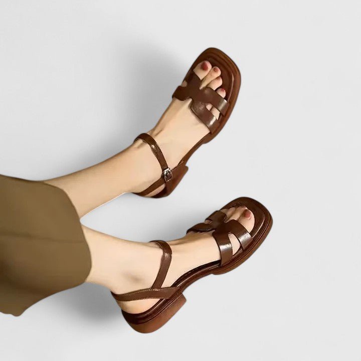 Deliane | Women's Sophisticated H-Strap Flat Sandals Detail