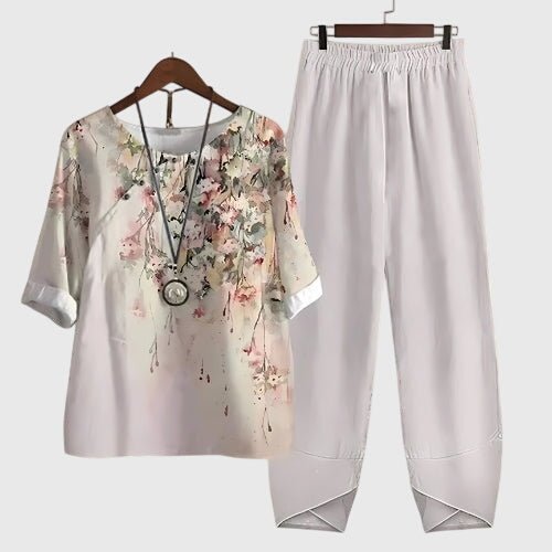 Floriel | Women's Butterfly Print Comfortable Two-Piece Set Detail