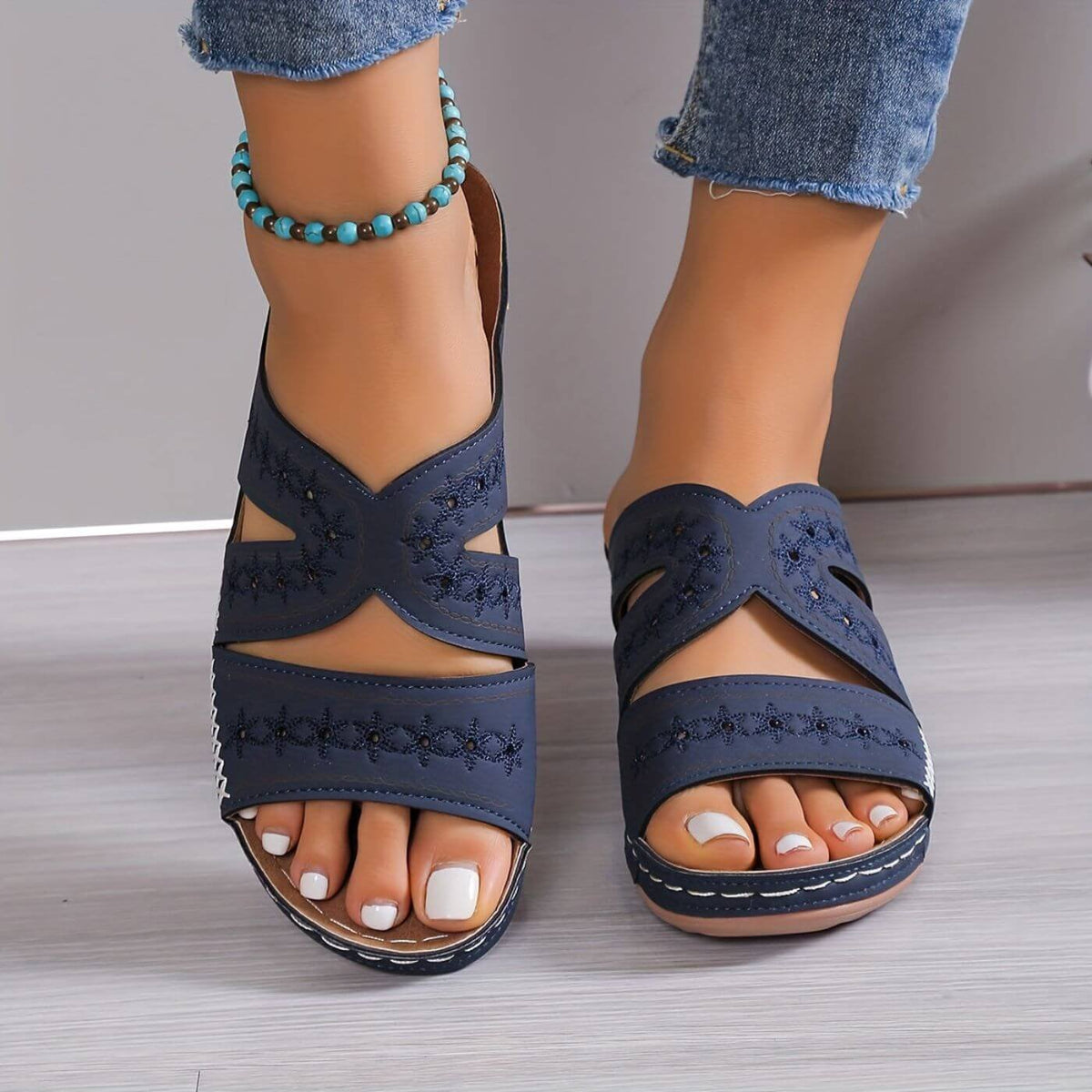 Greta | Women's Slip-Resistant Orthopedic Sandals Back