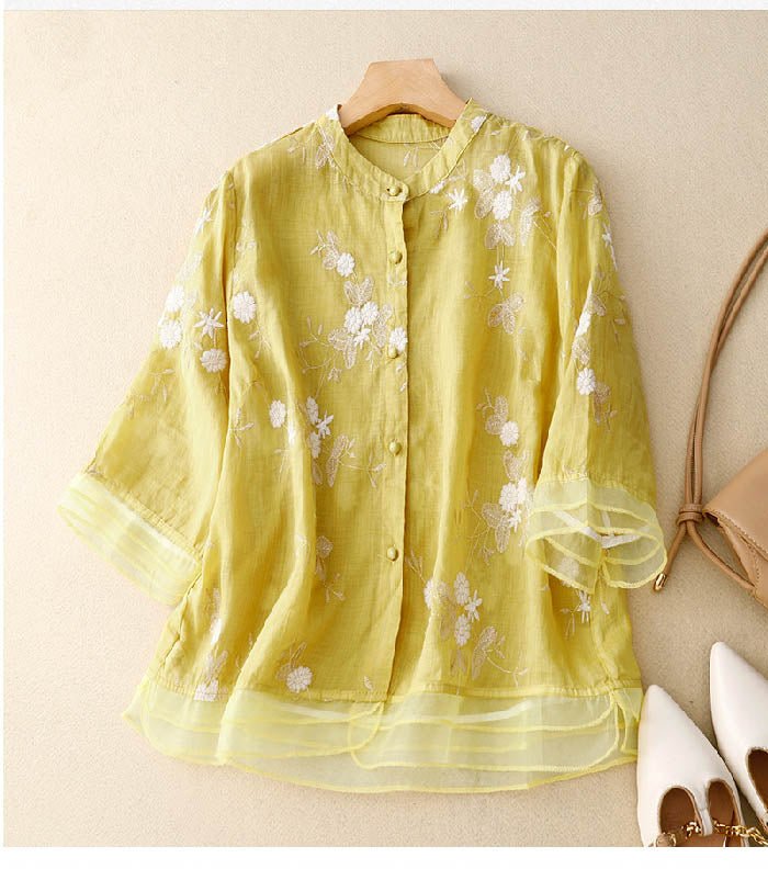 Iris | Women's Chic Floral Blouse Mesh Hem Lifestyle