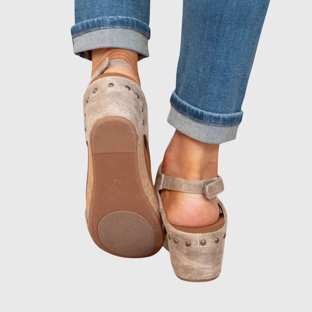 Lila | Women's Cork Wedge Orthopedic Sandals Detail