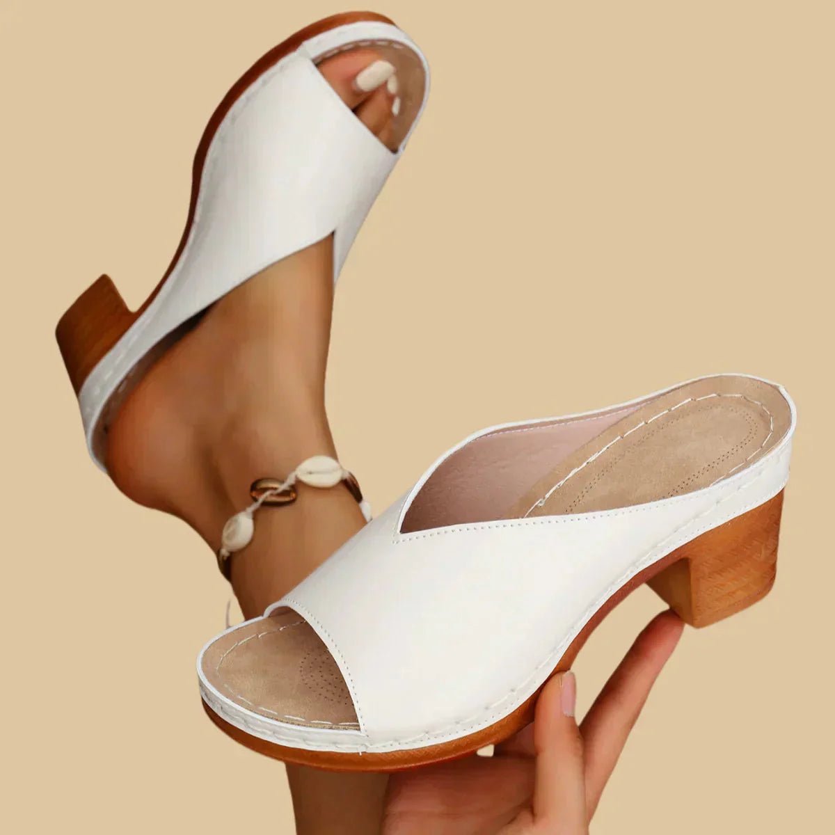 Seralinn | Women's Metallic Thick Heel Orthopedic Sandals Detail