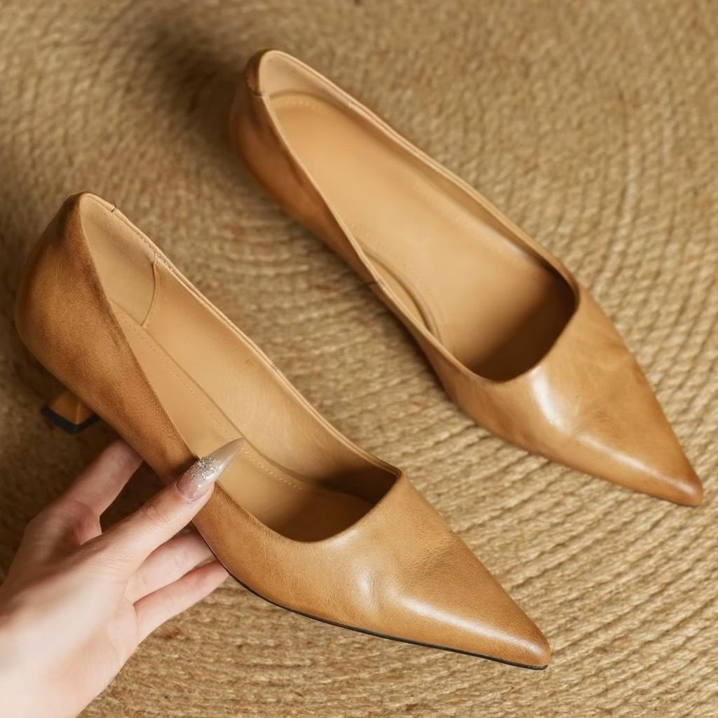 Serenelle | Women's Leather Pointed Toe Slip-On Pumps Hero