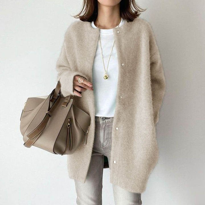 Sofia Amoretti Luxe Wool Cardigan Hero