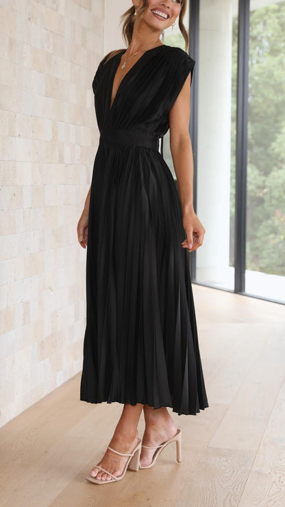 Violet | Women's Elegant Pleated Maxi Dress View 16