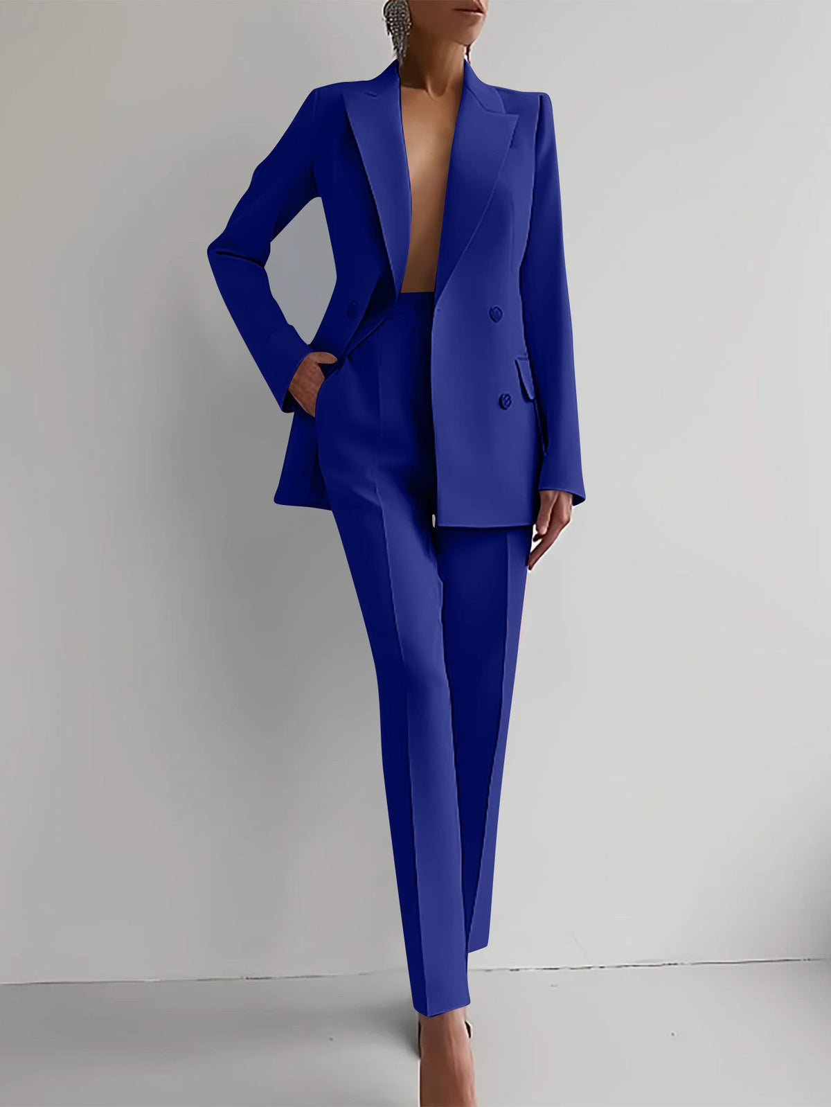 Vivelle | Women's Elegant Plunge-Neck Tailored Suit Side