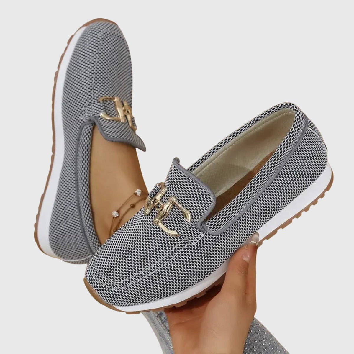 Wren | Women's Horsebit Orthopedic Loafers Close Up